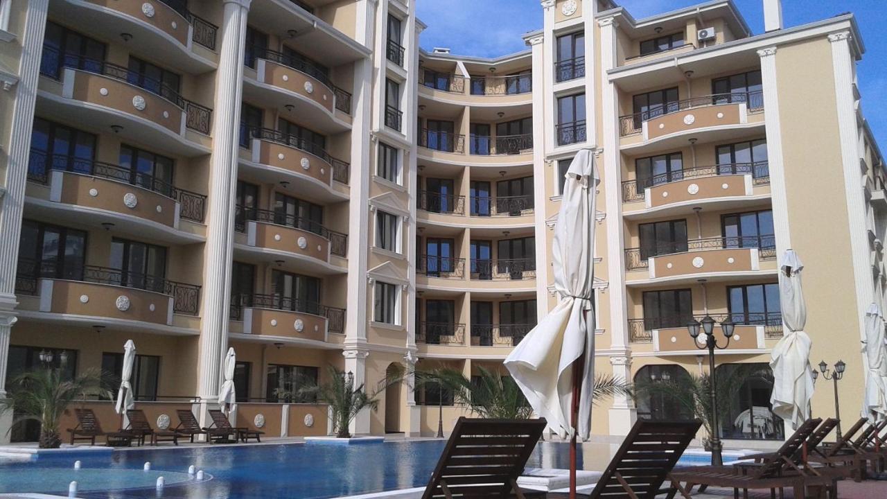 Aparthotel Flora Beach Private à Pomorie Extérieur photo