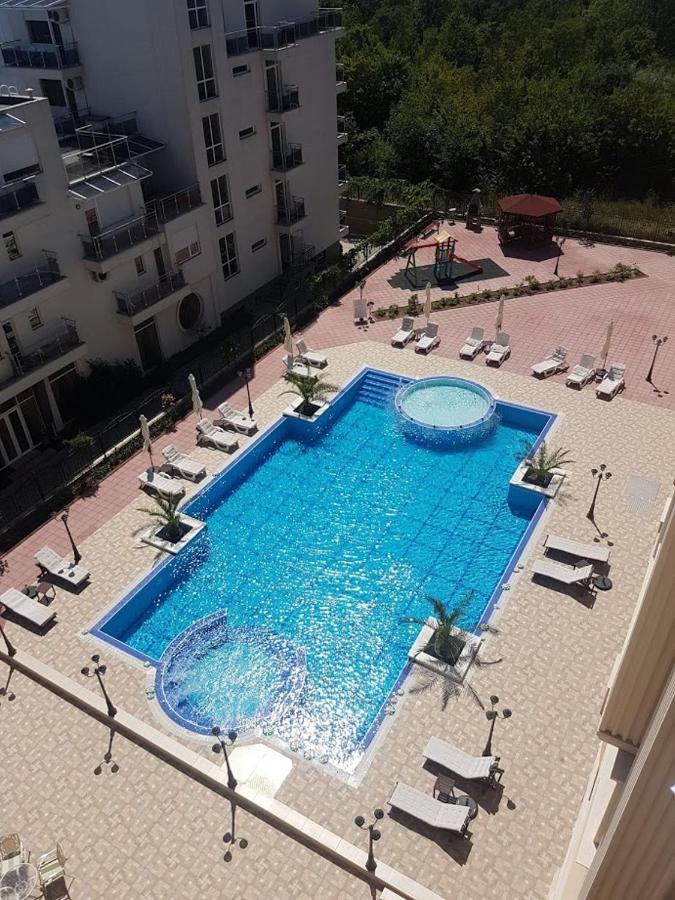 Aparthotel Flora Beach Private à Pomorie Extérieur photo
